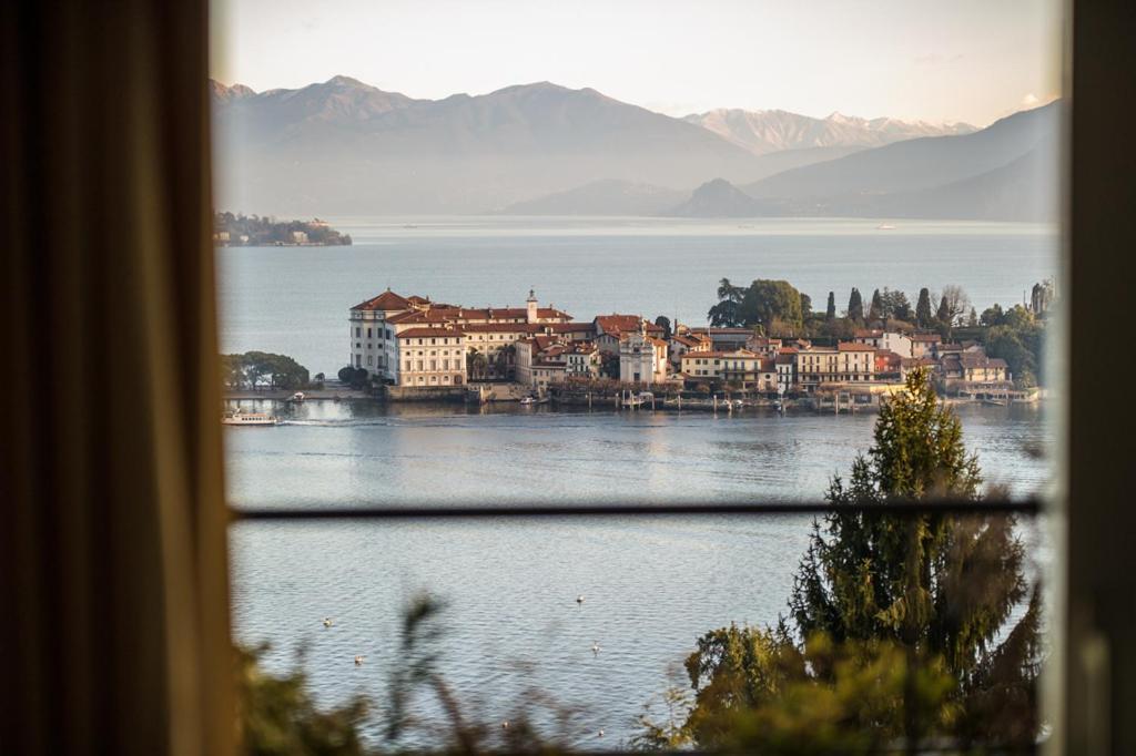 Sana Luxury Apartment Stresa Exterior photo
