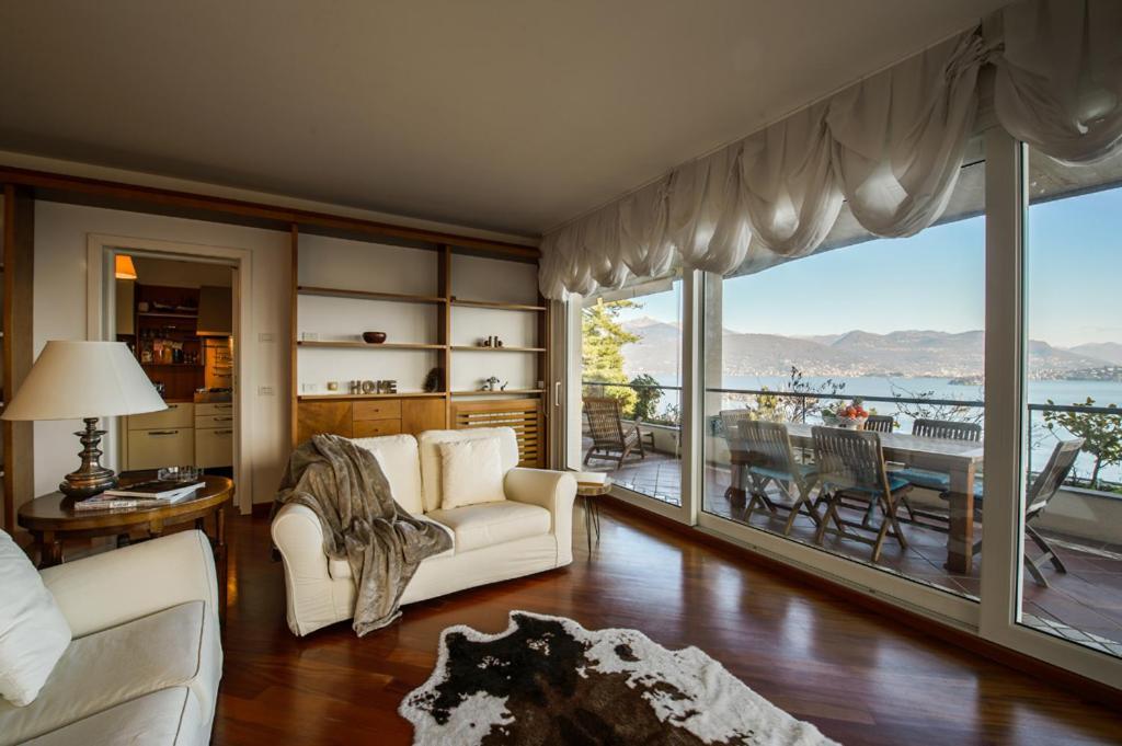 Sana Luxury Apartment Stresa Exterior photo